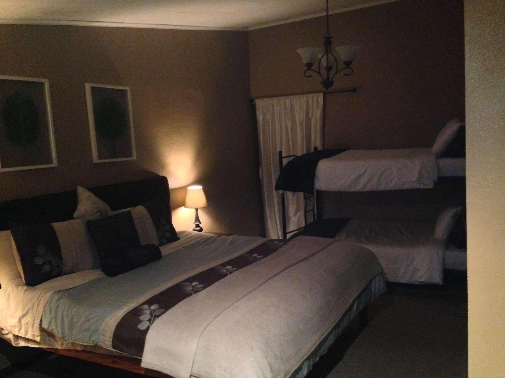 Poas Lodge Poasito エクステリア 写真